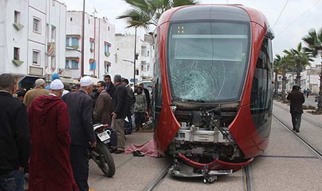 Résultat de recherche d'images pour "accident de tramway casablanca"